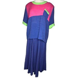 Arthur Max Sportswear Skirt & Blouse set large, short sleeve round neck pull ove